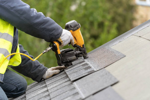 Best Flat Roofing  in Newbern, TN